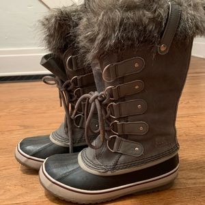 Sorel Joan of Arctic winter boots